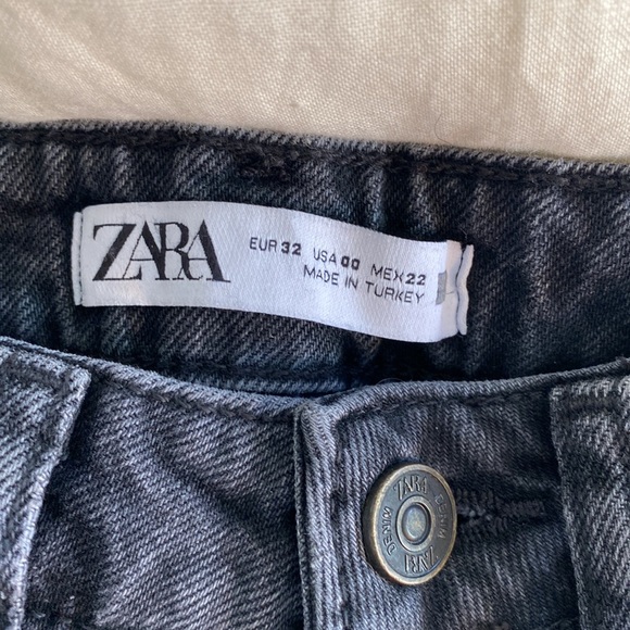 SOLD NWOT Zara Skinny Flares - Picture 3 of 3